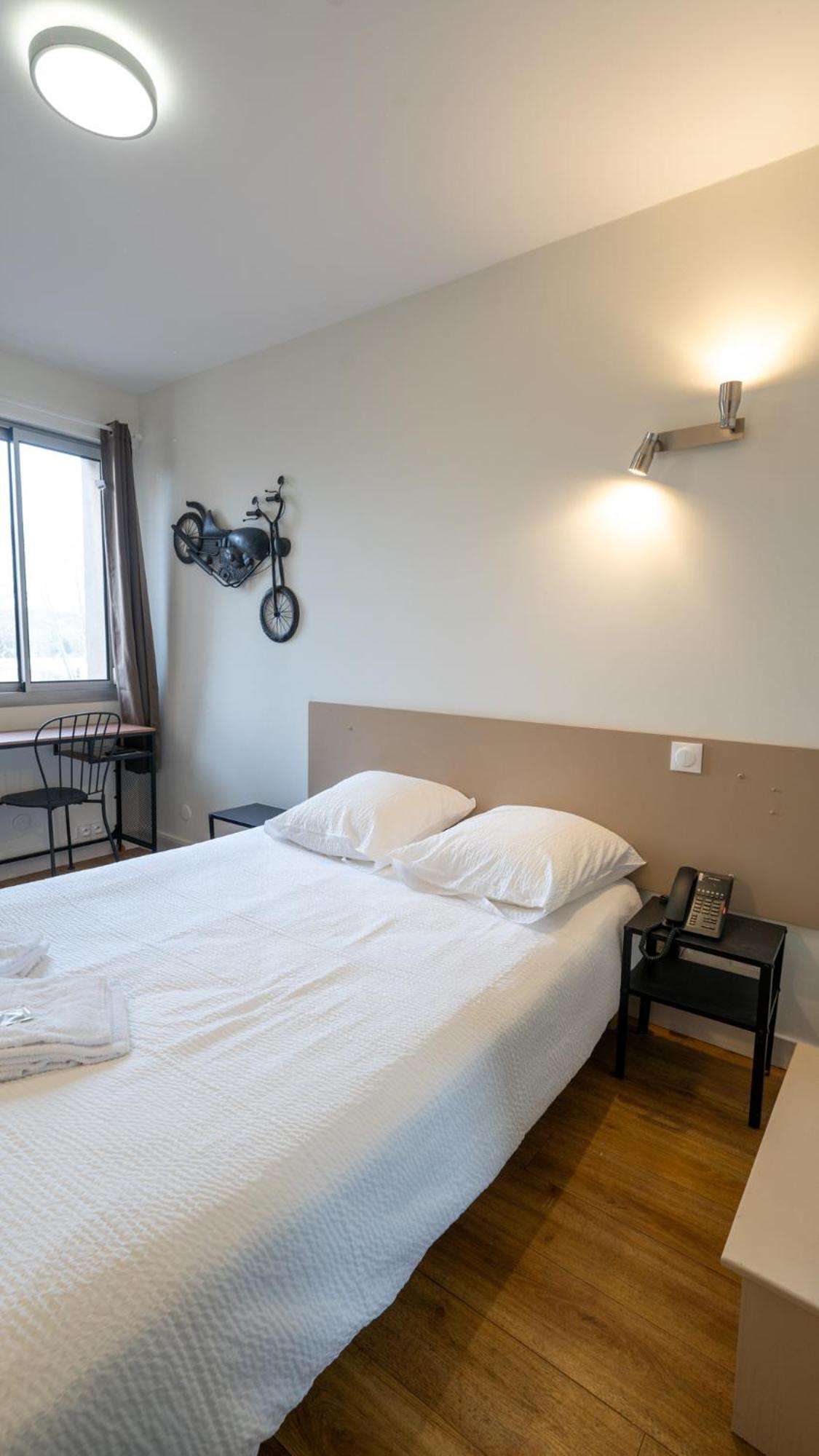 Hotel Des Docks Digoin Bagian luar foto