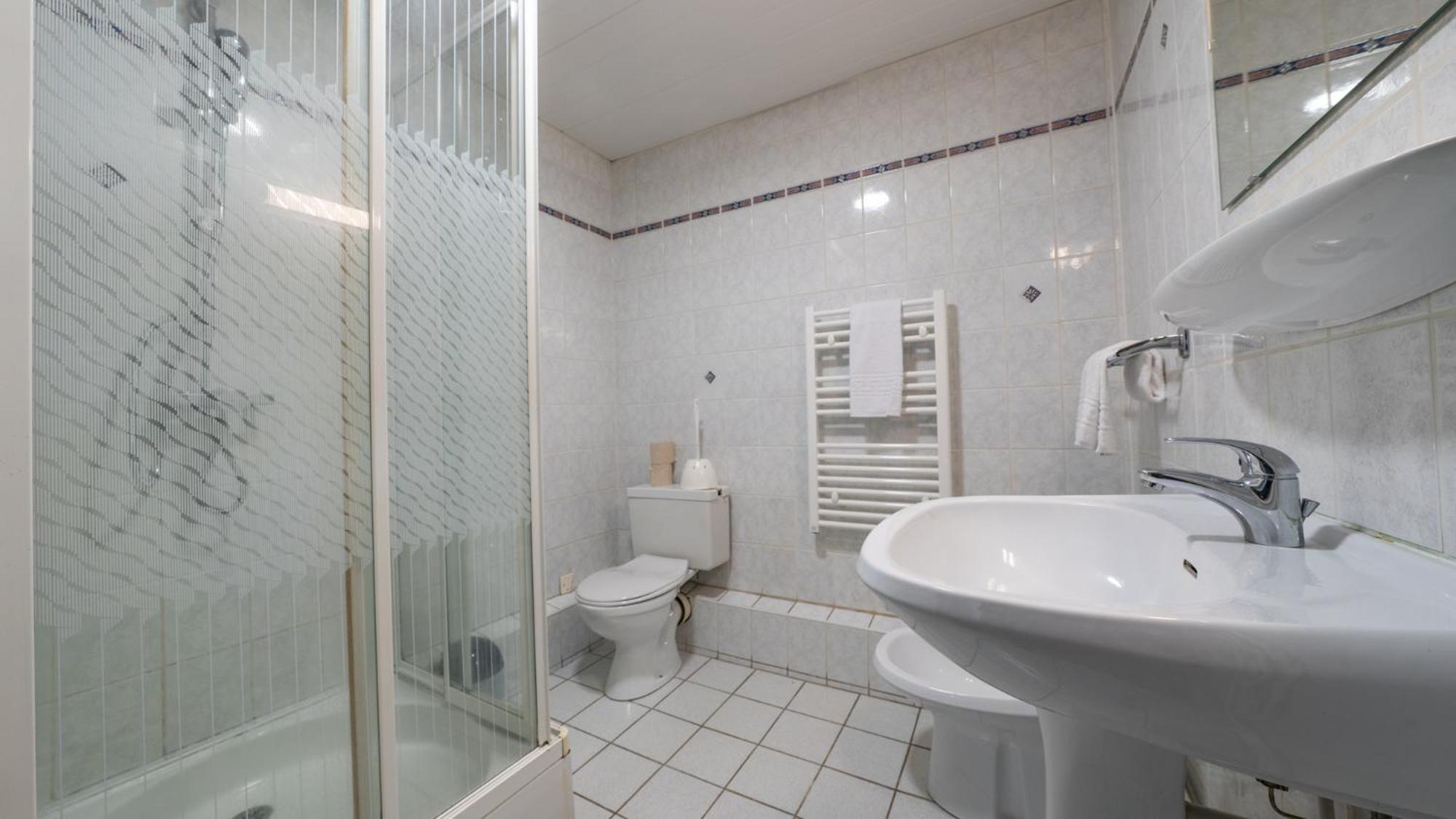 Hotel Des Docks Digoin Bagian luar foto
